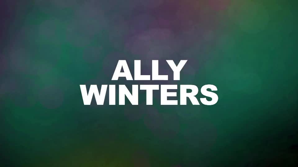 Pornosternchen Ally Winters ist für ihren hervorragend Oralsex bekannt #1