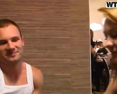 Norma spricht schmutzig mit ihrem hübschen Freund und schluckt seinen großen leckeren Pecker #4