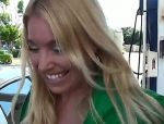 Heiße und verrückte blondine Hollie Stevens zeigt ihren geilen Arsch und saugt Xander Corvus Schwanz #3