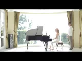 Ein schönes romantisches Ficken auf die Noten von einem Klavier im Zimmer  #1