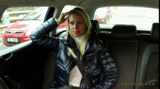 Heisse Blondine wird im Taxi von hinten gefickt #5