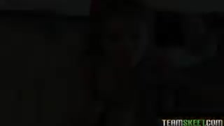 Latina-Engelchen Lilly Lopez bekommt ihr rasiertes Fötzchen gefickt #18