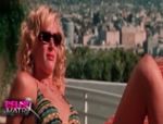 Uma Thurman - Be Cool Die schöne Blondine trägt Bikini beim Sonnenbaden
