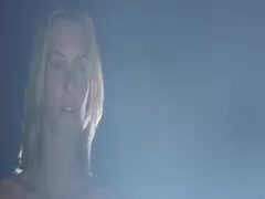 Natasha Henstridge - Spieces in einige heiße Action aus dem Film #20