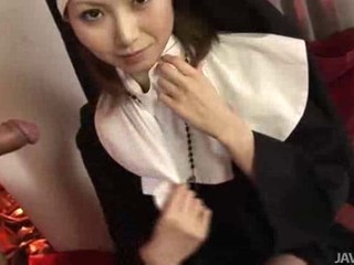 Die als Nonne verkleidete Japanerin Rika Sakurai lässt es krachen #10