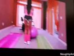 Dünnes asiatisches Teen treibt es mit ihrem Trainer in der Turnhalle #25