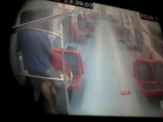 Tabuloser Sex in der U-Bahn von Santiago de Chile #6