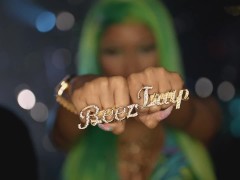 Ali shows Nicki Minaj #2