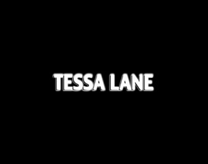 Das unschuldige, weisse Püppchen Tessa Lane reitet einen schwarzen Schwanz #2