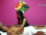 Mya macht eine g´heisse Massage mit ihrem Stecher #5