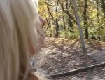 Die blonde Dona will Sex im Freien in einem Park machen mit Dringlichkeit #3