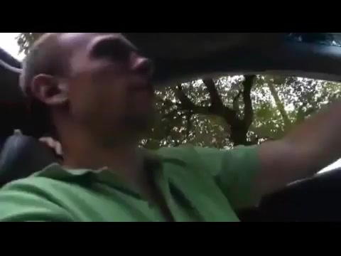 Tenn geile College-Studentin fickt in einem Auto lange #3