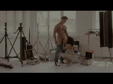 Mit schönen Titten macht Kunst Sex in der Backstageraum #1