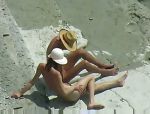 Zwei Nudist ficken auf dem Strand und genießen   #3