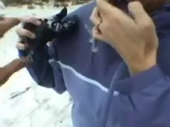 Amateur Video von großen Oralsex weiss Abspritzen auf Schnee  #18