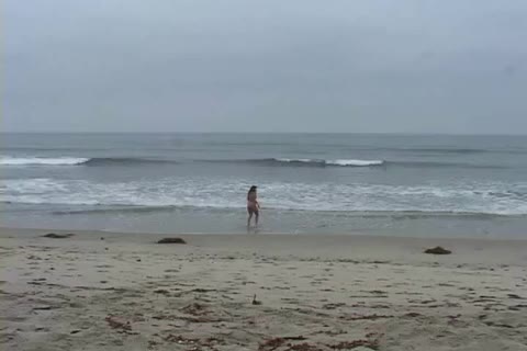 Amateur sex videos in den Wellen des Meeres in der Natur #1