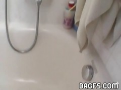 Unersättliche Göre bläst einen Schwanz nach dem anderen #2