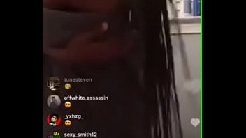 Schwarzer Teenager von Instagram zeigt sich nackt #2