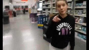 Fremde Frau bläst meinen Schwanz im Walmart