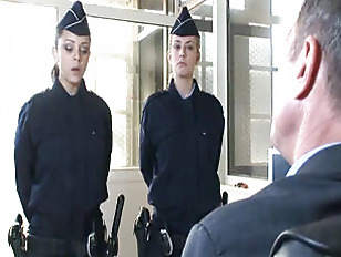 Mädchen in Uniform und ihr Vorgesetzter #1
