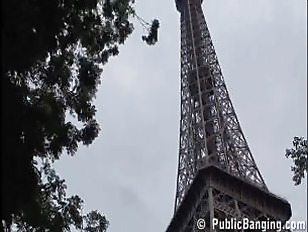 Riskanter Dreier Sex auf dem öffentlichen Eiffelturm #5